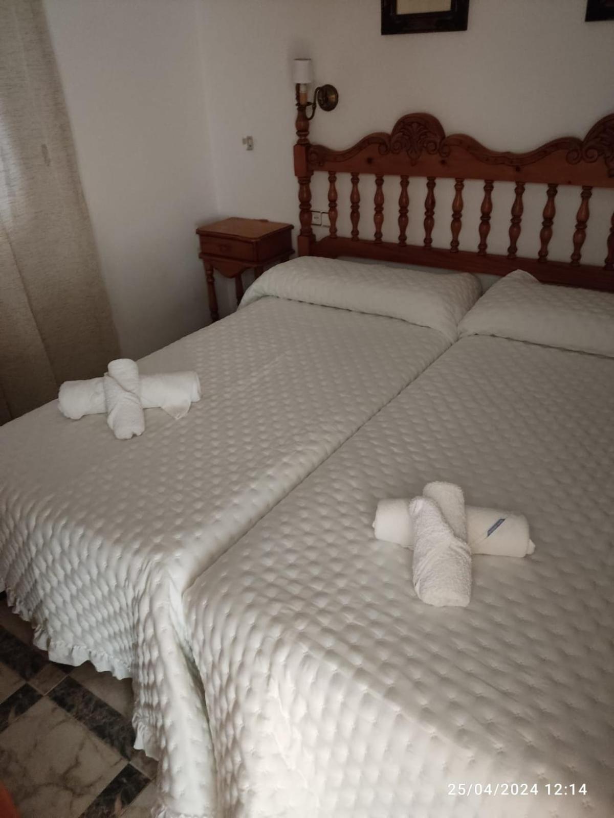 Hostal Quinto Pino Chipiona Dış mekan fotoğraf