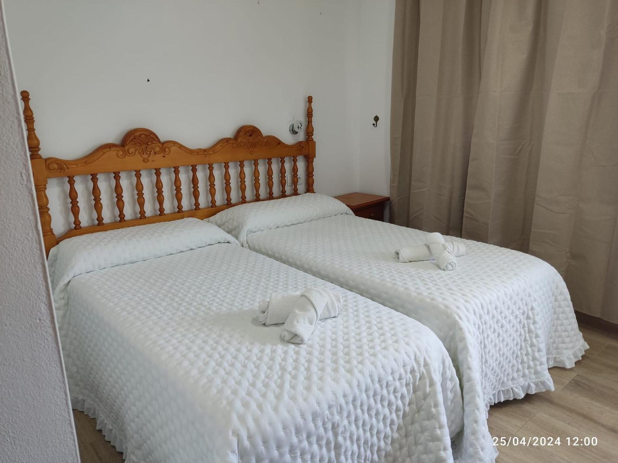 Hostal Quinto Pino Chipiona Dış mekan fotoğraf