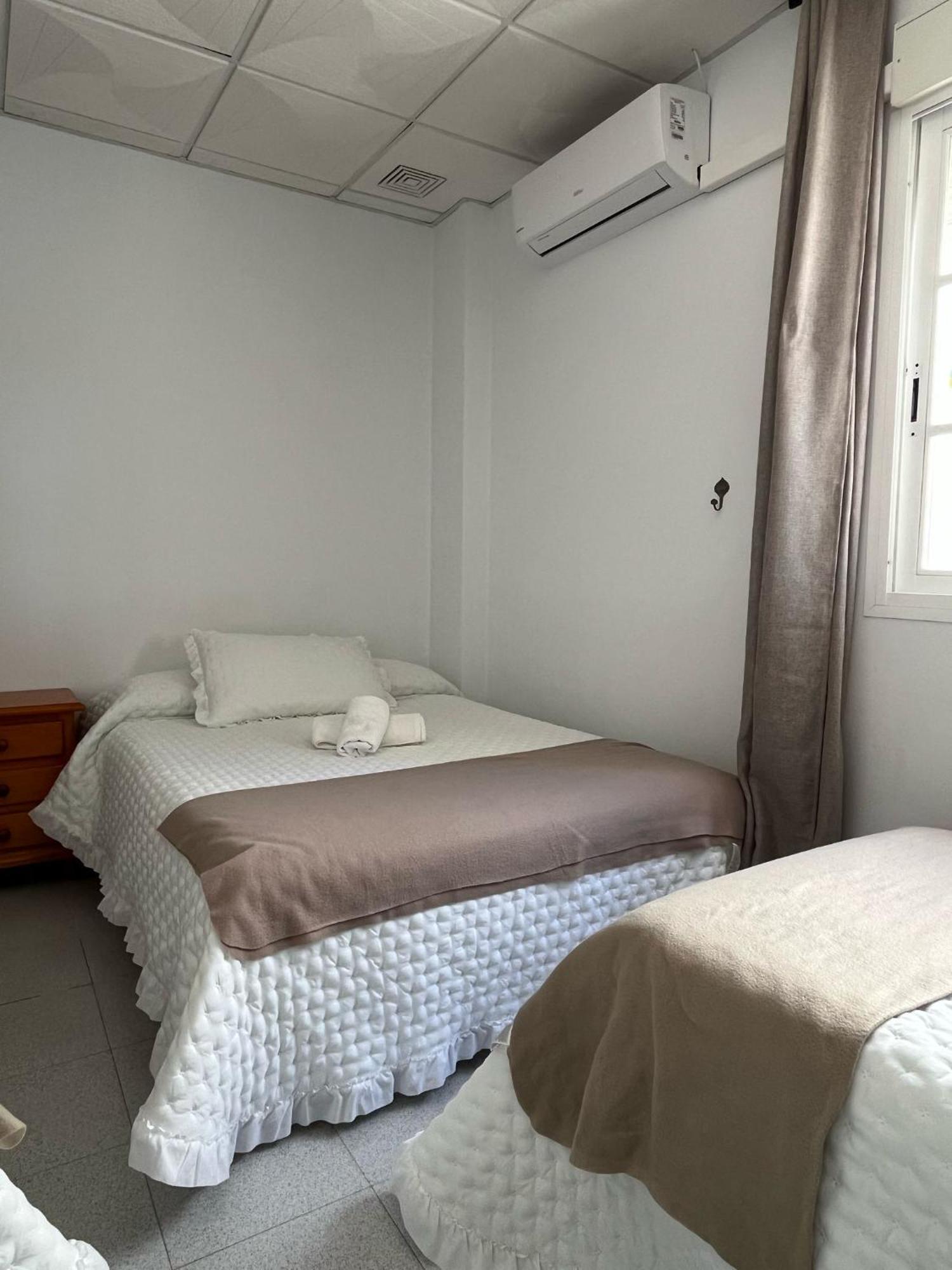 Hostal Quinto Pino Chipiona Dış mekan fotoğraf