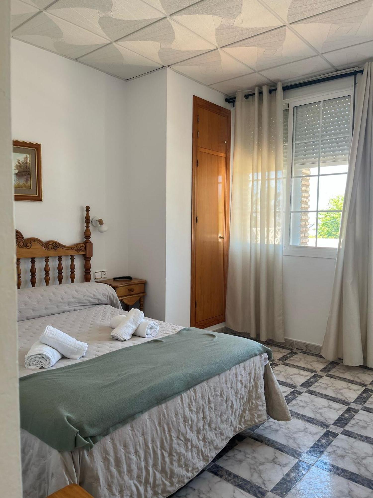Hostal Quinto Pino Chipiona Dış mekan fotoğraf