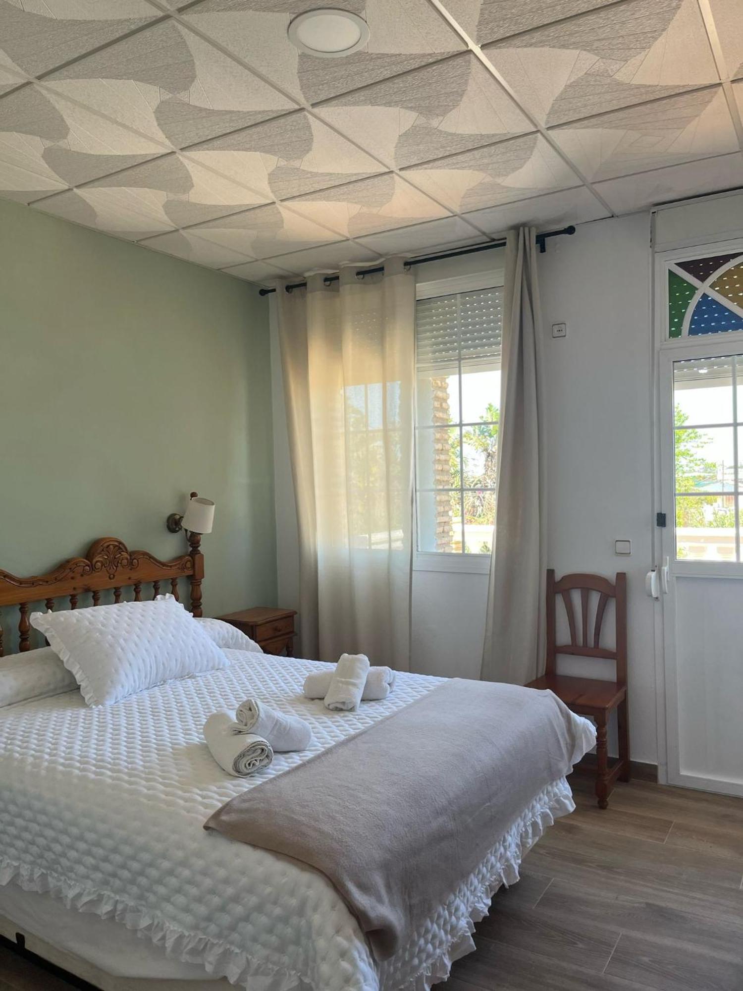 Hostal Quinto Pino Chipiona Dış mekan fotoğraf