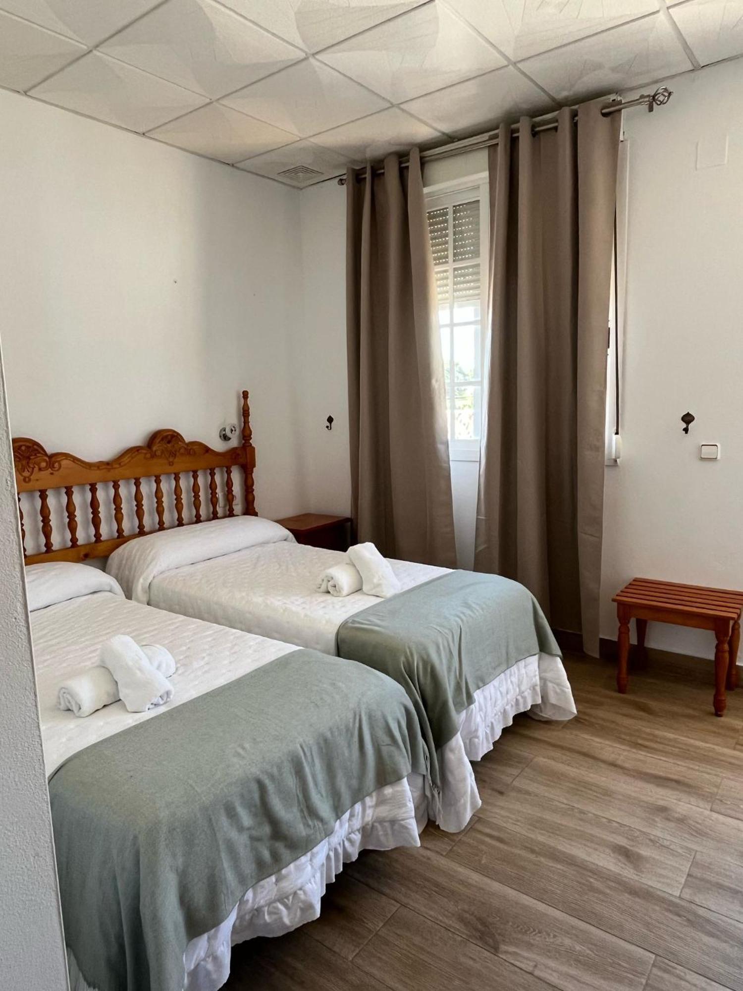 Hostal Quinto Pino Chipiona Dış mekan fotoğraf